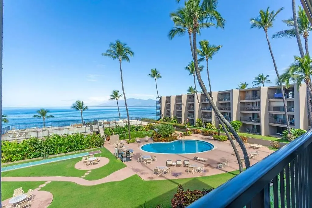 Apartment Hale Ono Loa 316- Upgraded Hale Ono Loa Condo, Expansive Ocean Views Kahana